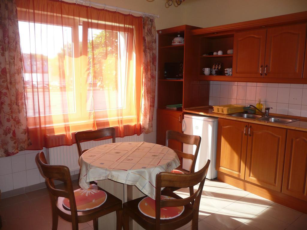 Kincses vendégház Debrecen Esterno foto